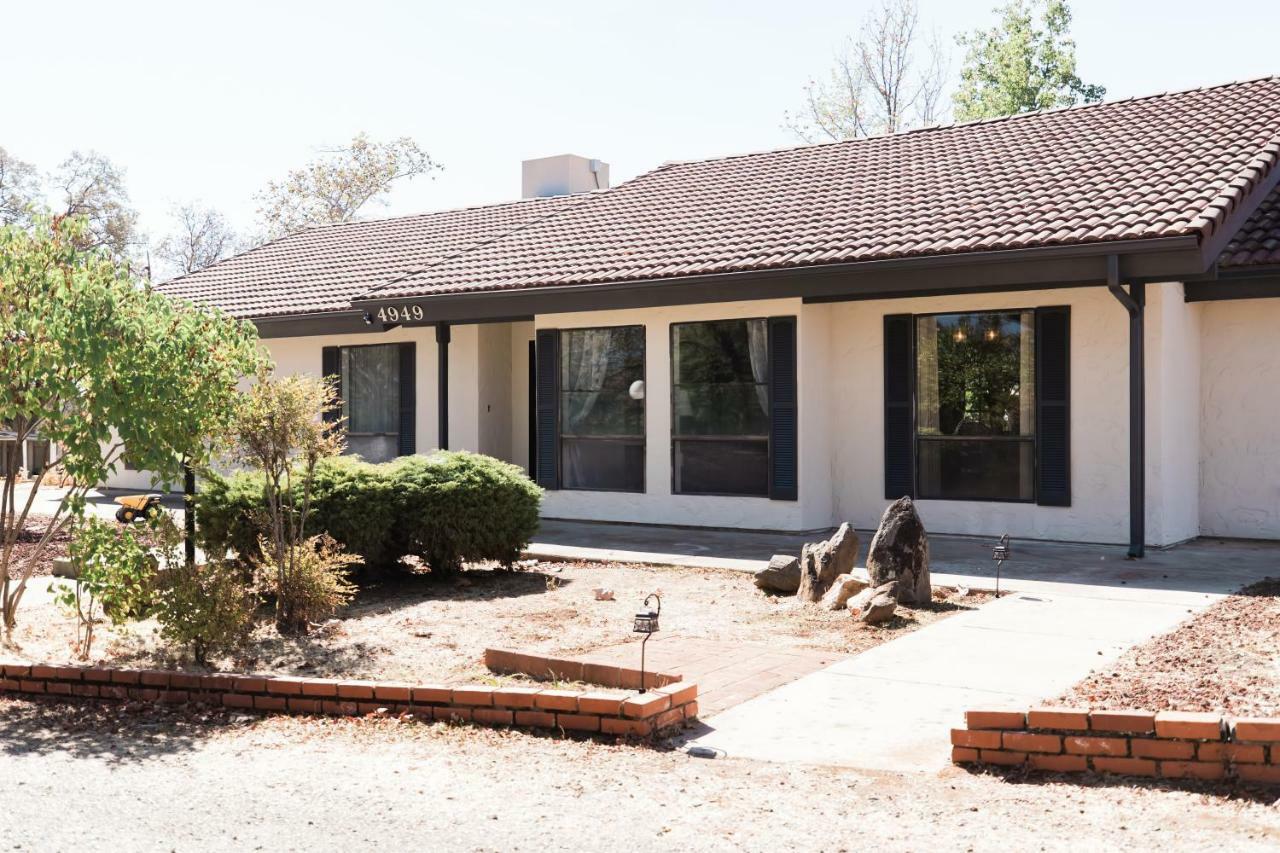 Moon Ranch - A Gateway To Yosemite Villa Mariposa Exterior foto